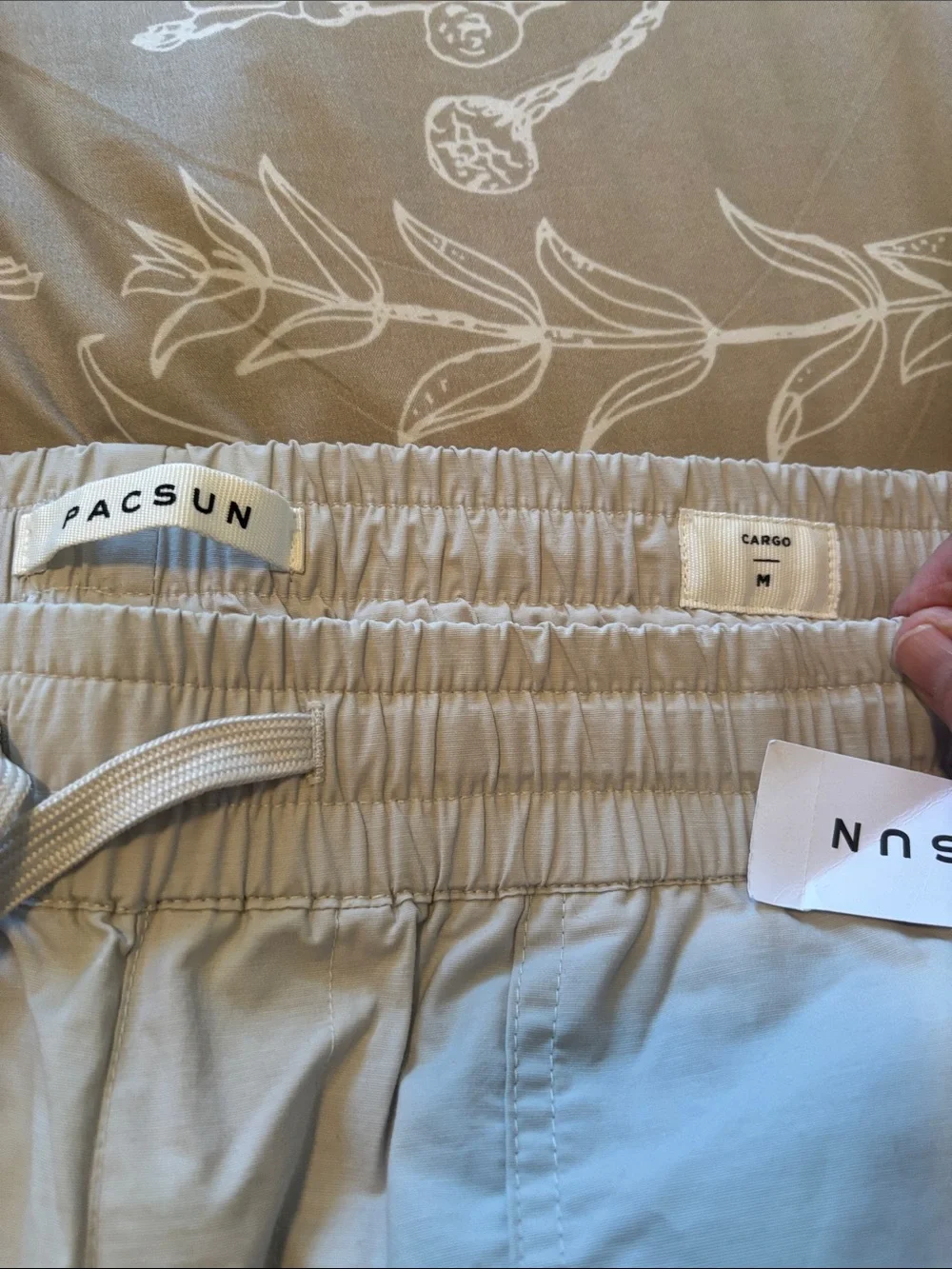 PacSun Light Beige Elastic Waist Cargo pants
